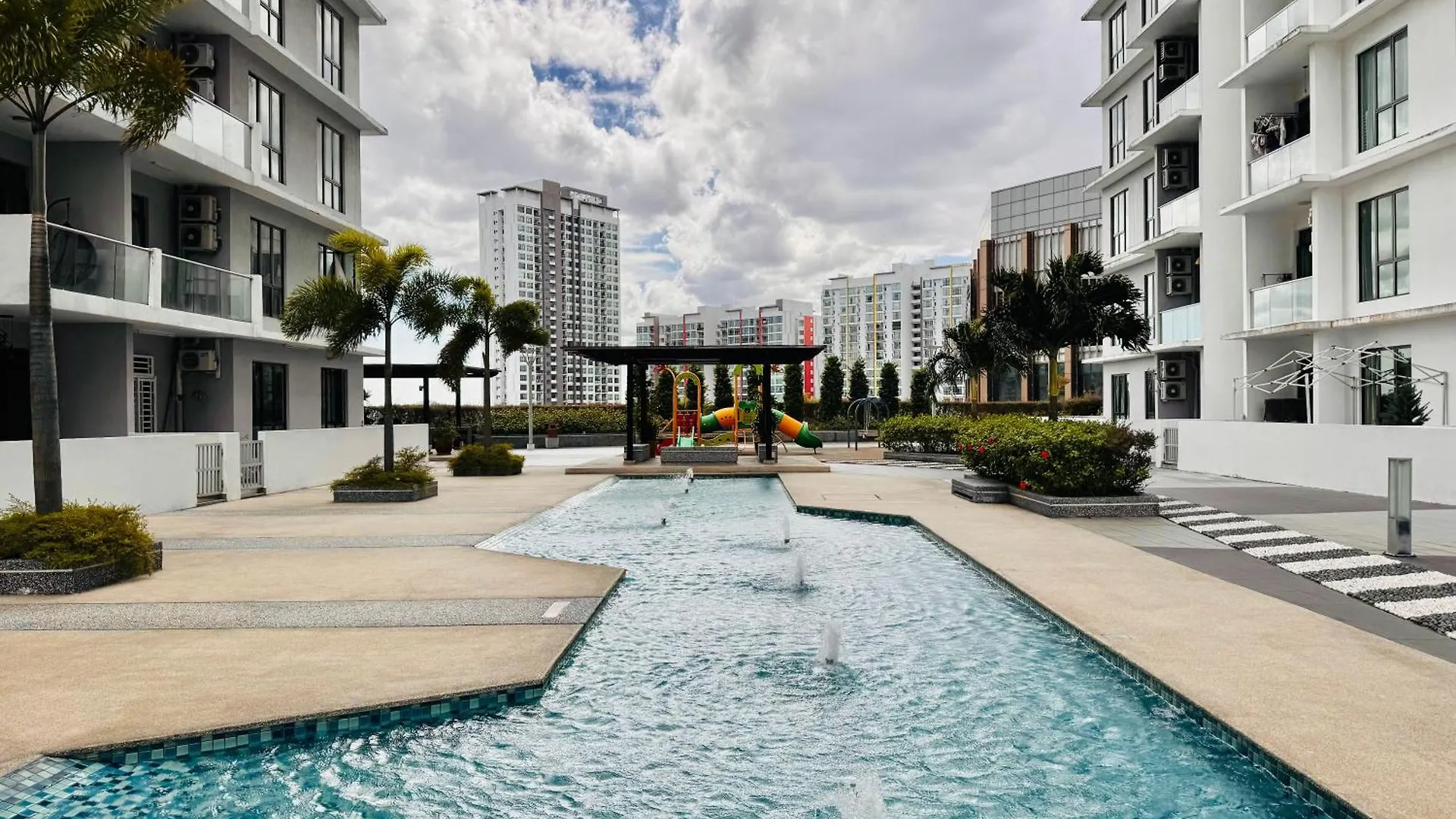 Apartment Platino Hermes Palette 3Br 6Pax Nr Paradigm Mall By Our Stay Johor Bahru